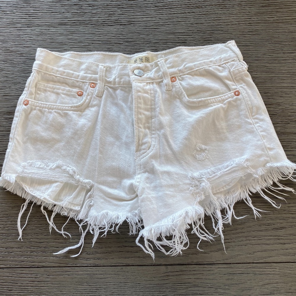 Free People White Distressed Shorts - Size 25